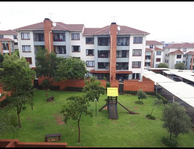 2 BEDROOM APARTMENT FOR SALE IN GREENSTONE HILL